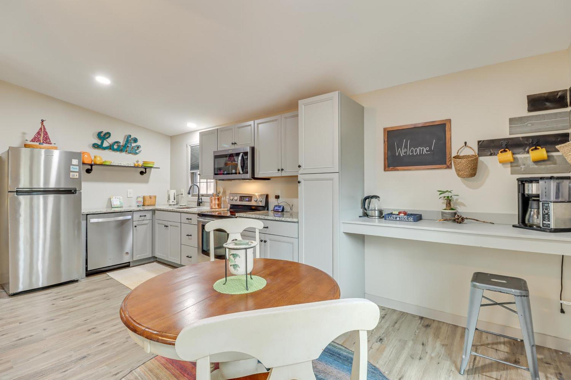 Quaint Jim Thorpe Cabin Retreat, Walk To Beach! Ngoại thất bức ảnh