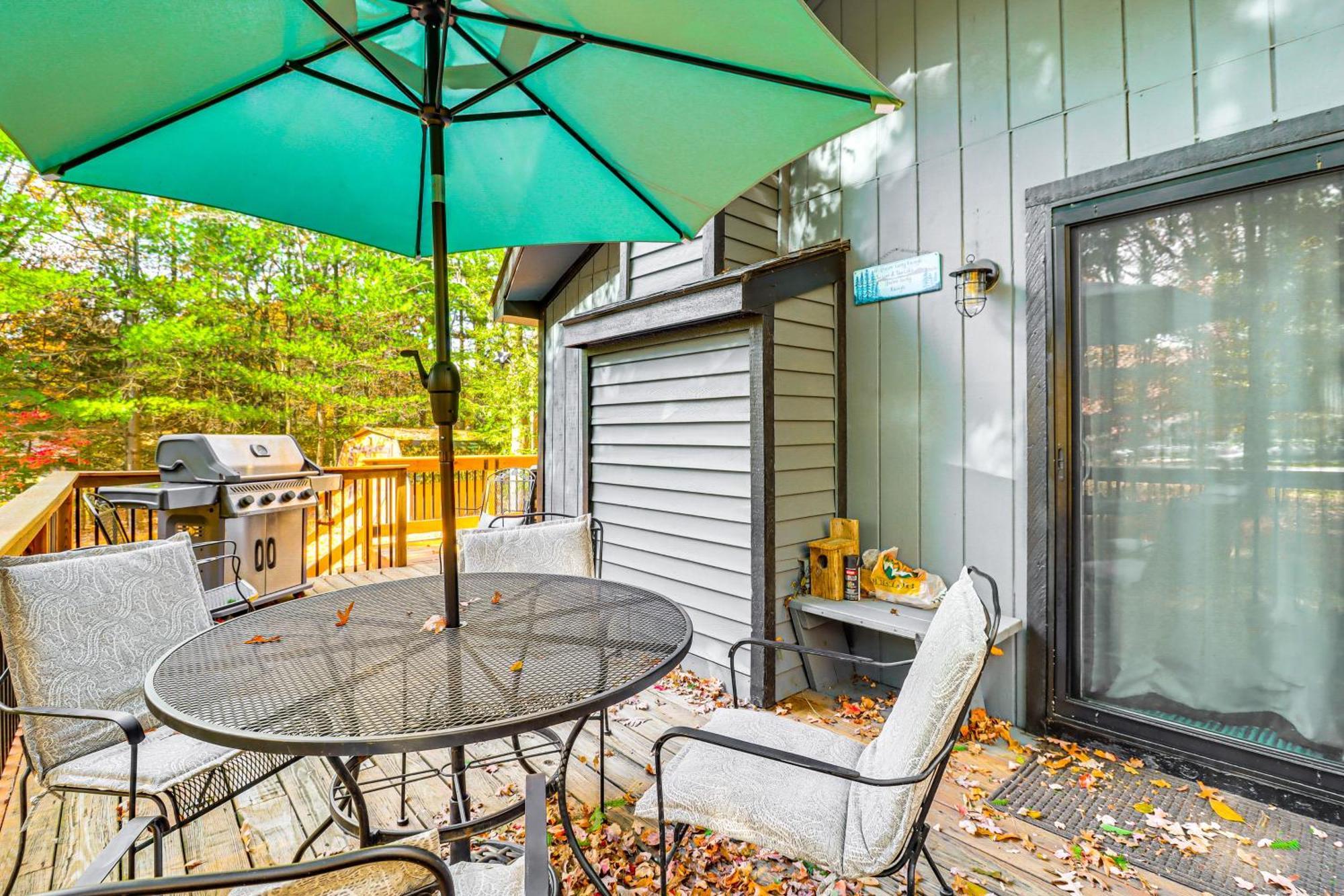 Quaint Jim Thorpe Cabin Retreat, Walk To Beach! Ngoại thất bức ảnh