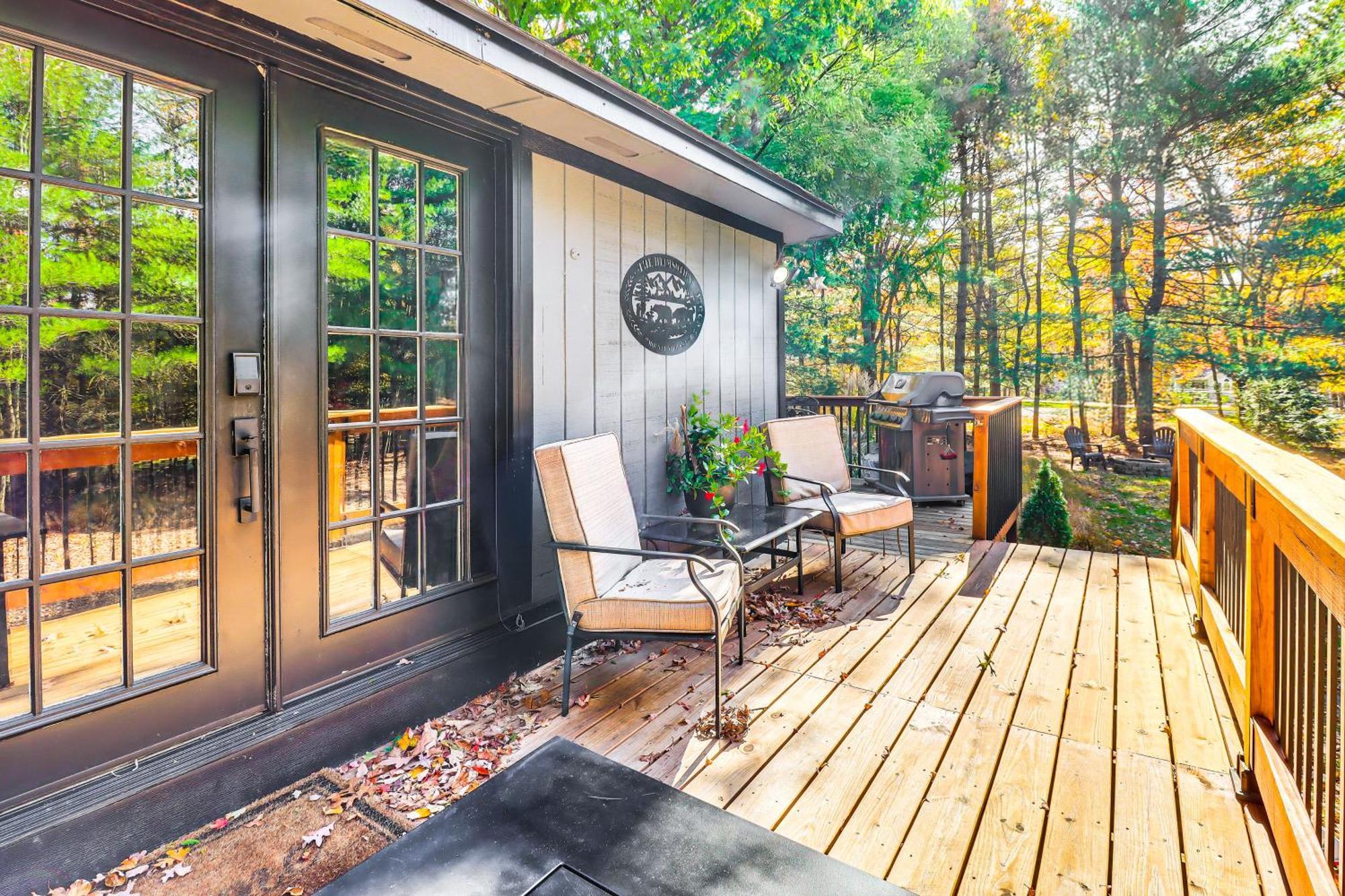 Quaint Jim Thorpe Cabin Retreat, Walk To Beach! Ngoại thất bức ảnh